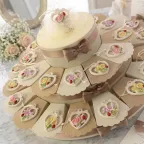 Appendino Cuore con Fiori Eleganti