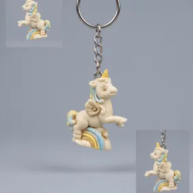 Portachiavi Unicorno con Arcobaleno e Nuvole – Bomboniera