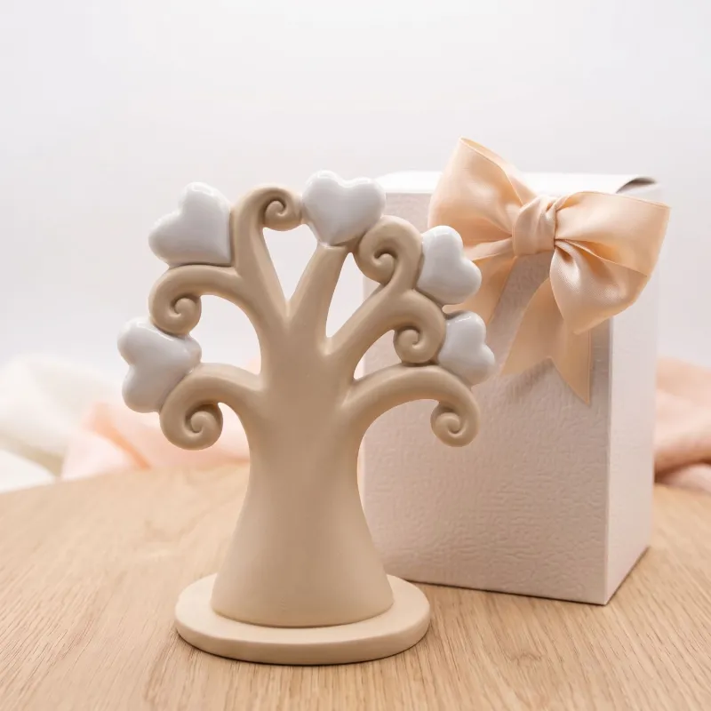 Maxi albero della vita con cuori confezionato in scatola da cerimonia
