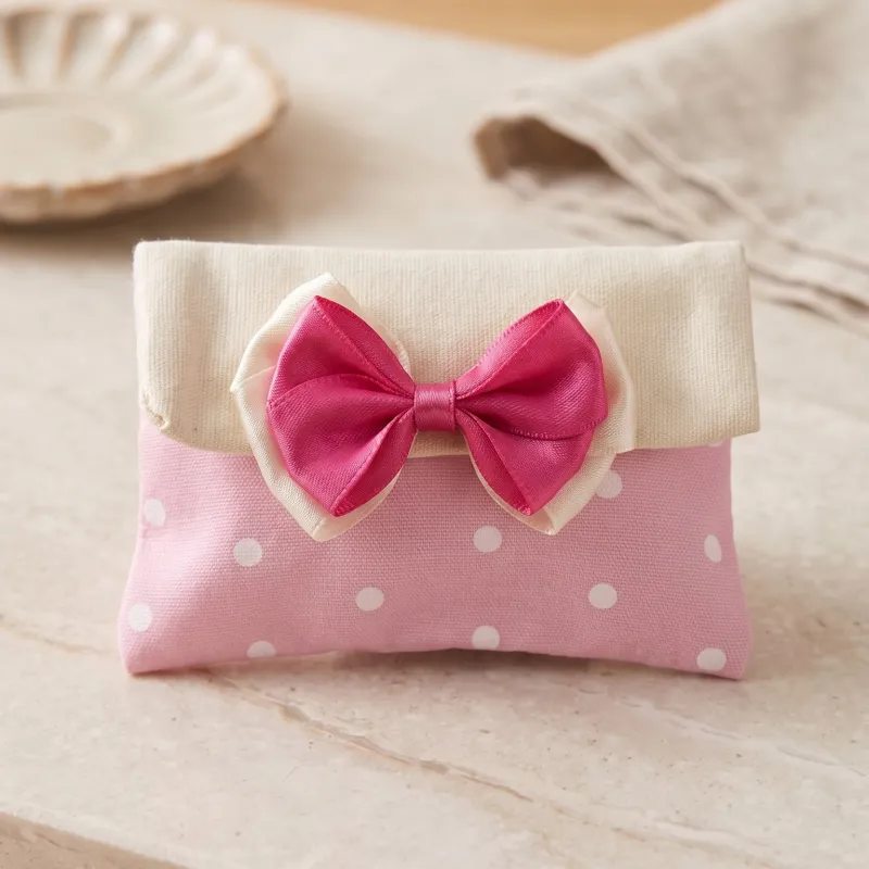 Pochette Bomboniera Rosa a Pois con Confetti e Bigliettino