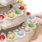 Portachiavi Coccinelle Mix Color su Torta Bomboniere Compleanno