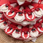 Torta Bomboniera con Appendino Ferro di Cavallo e Coccinella Portafortuna