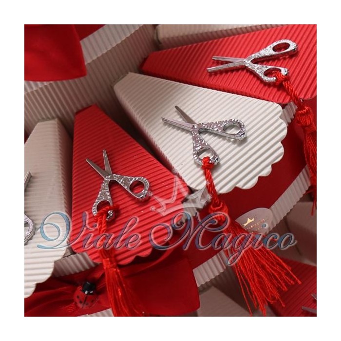 Bomboniere Laurea Confetta Torta Portaconfetti Forbice Portafortuna e Nappina