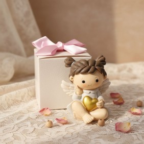attesimo Bomboniere Angioletto Bimba "Cuore degli Angeli" in Scatola