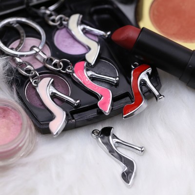 Gadget Bomboniere Compleanno Portachiave Tacco a Spillo