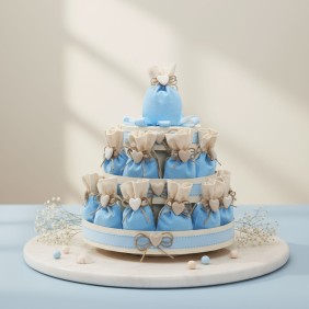 Sacchetti con Cuore su Torta Alzatina per Bimbo Basic