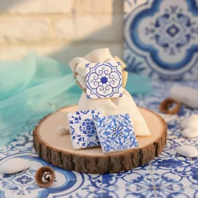 Sacchetti con Maioliche – Eleganza Artigianale per i Tuoi Eventi
