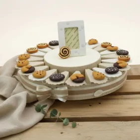 bomboniera compleanno tema biscotti caramelle e dolcetti