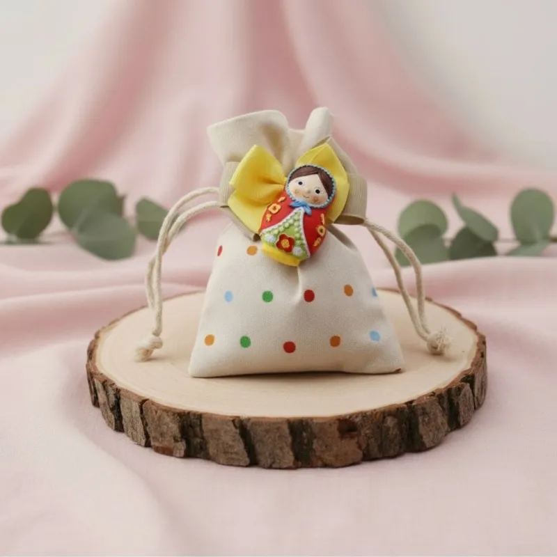 Bomboniere Confezionate Bimba Magnete Matrioske Colorate