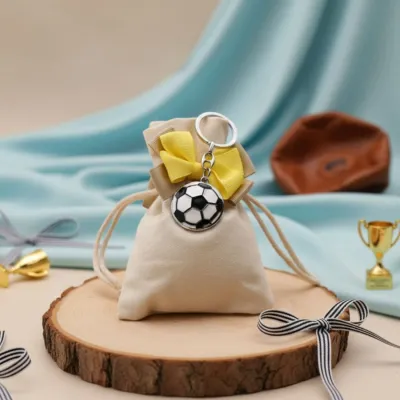 Portachiave Pallone da Calcio su Sacchetto Bomboniere Confezionate
