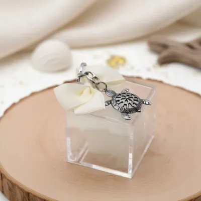 Portachiave Tartaruga Chrome su Plexiglass Bomboniere con Confetti