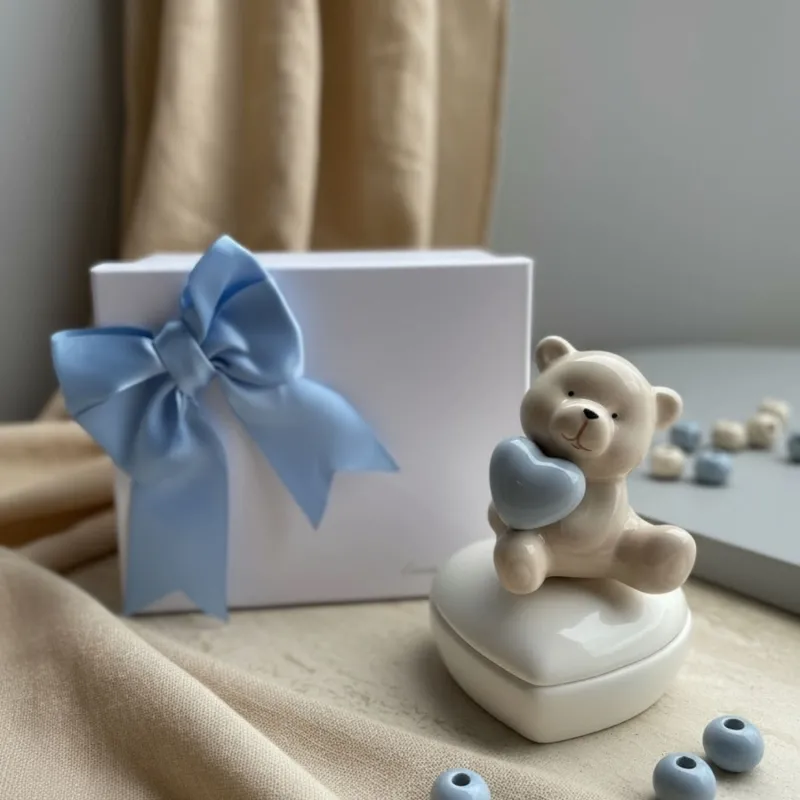 Portagioie Cuore con Orsetto in Ceramica – Bomboniera confezionata con Confetti e Bigliettino