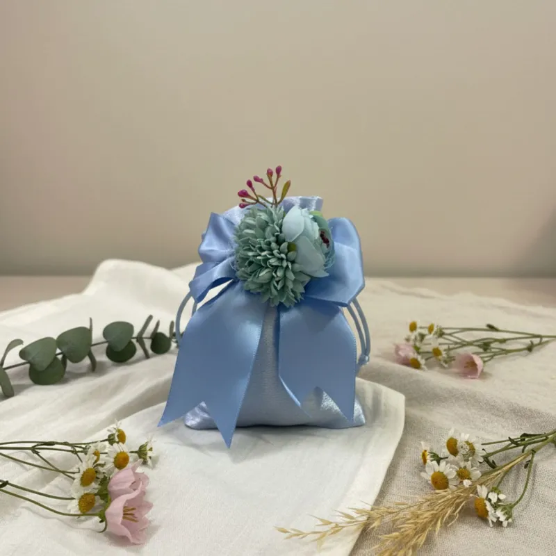 Bomboniera Sacchetto Elegante Azzurro con Fiocco e Fiori