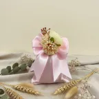 Bomboniera Sacchetto Rosa Baby con Fiori Color Crema – Eleganza Romantica