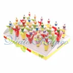 Bomboniere in Offerta Vassoio con Coni Compleanno Portachiavi Cupcake 18 Anni
