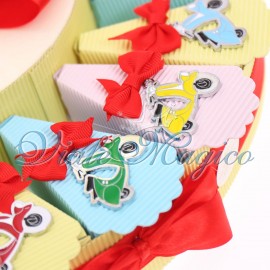Bomboniere Offerta Torta Confetti con Ciondoli Vespe Colorate Compleanno