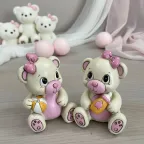 Bomboniera Orsetti in Resina Rosa Biberon e Palla