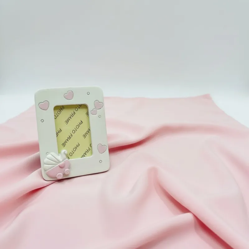 Bomboniera Portafoto Bimba Carrozzina e Cuori Rosa